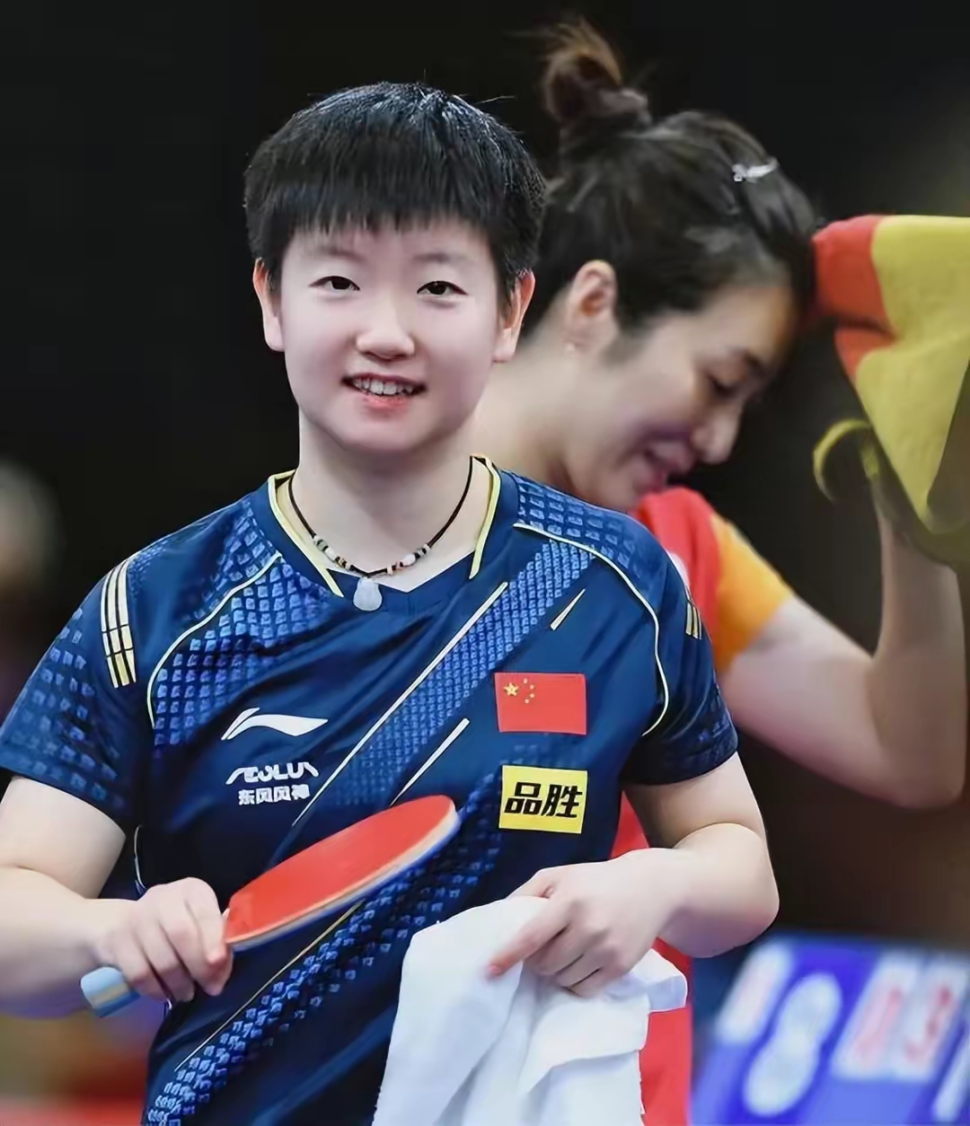 RNG观众热烈欢呼！，巴特勒迎来三赛季出色发挥引发球迷热议