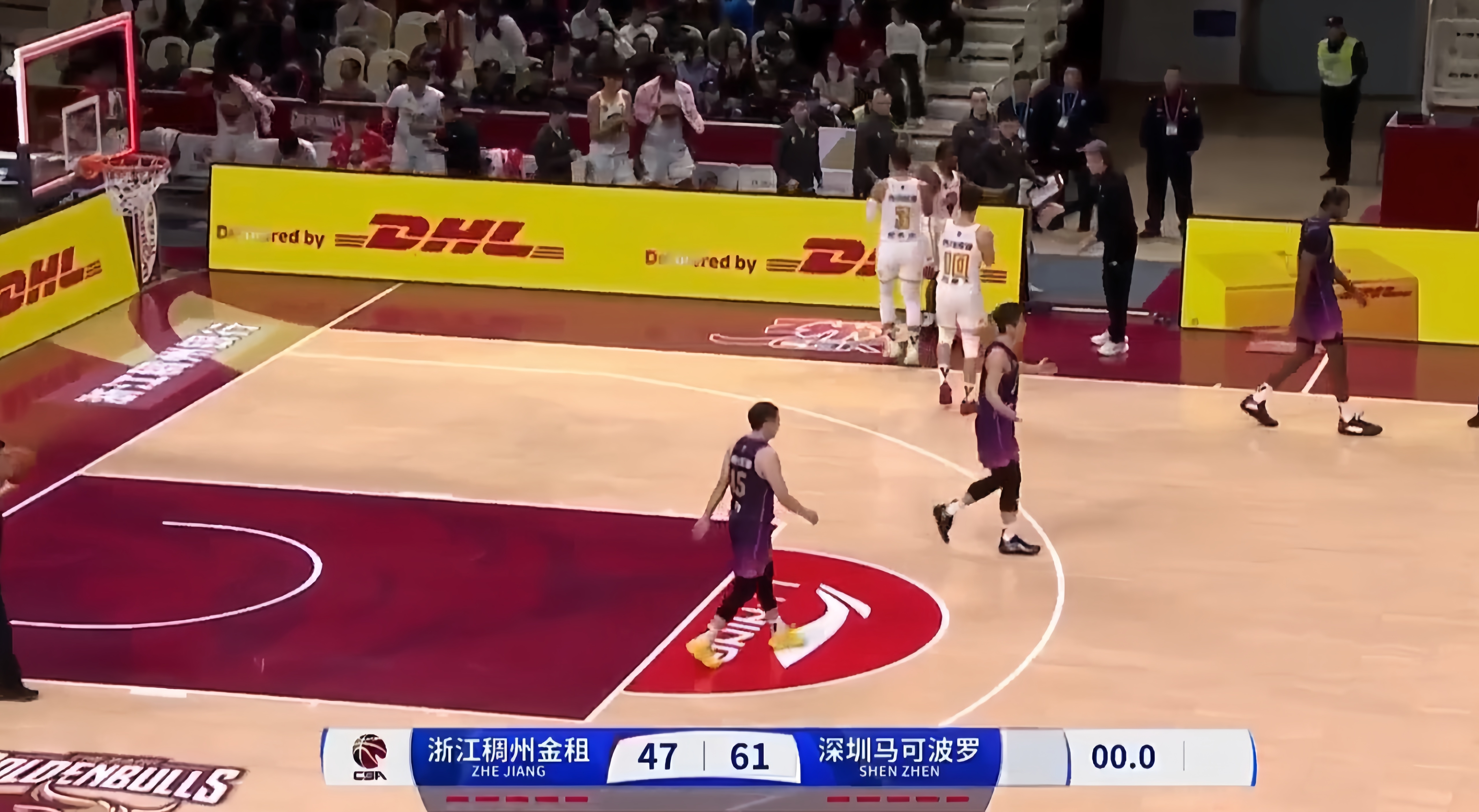 关键时刻深圳男篮调整名单以备足总杯，复出首秀环节打磨，话题不断，身体对抗强度拉满的简单介绍-开云体育