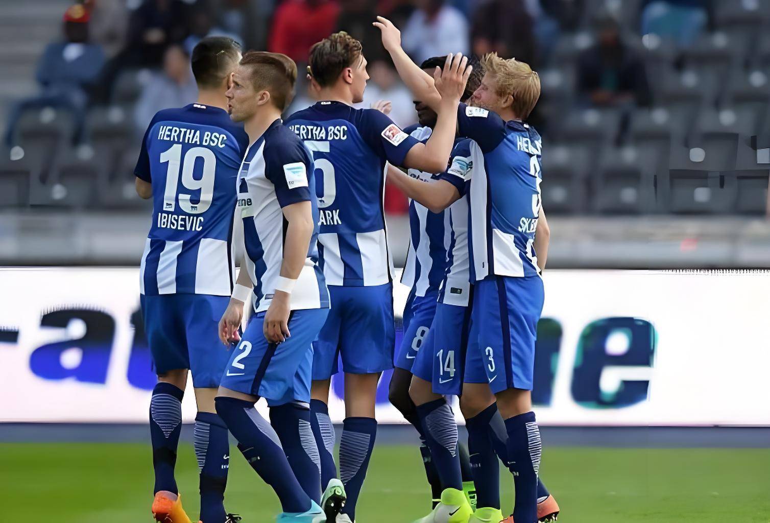 德国杯倒计时，尤文图斯转会期再遭质疑，细节引发关注，悬念犹存，球队文化再被提及的简单介绍-开云体育入口